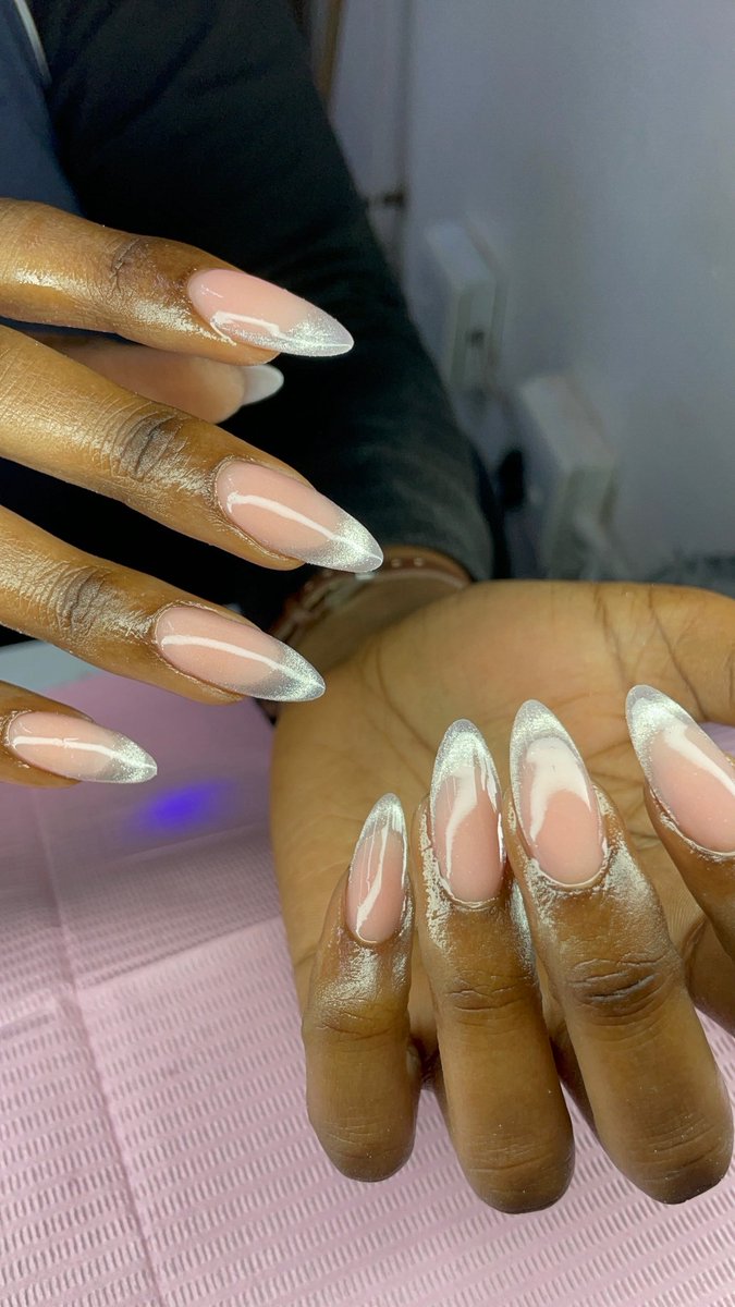 BihStephan98483's tweet photo. Nailsbysteph in Braamfontein 28 Biccard street directly opposite Pedros upstairs shop 14 WhatsApp/call 0710795191 for your appointments please like and retweet 🙏🙏 https://t.co/lSiDcLwPa5
