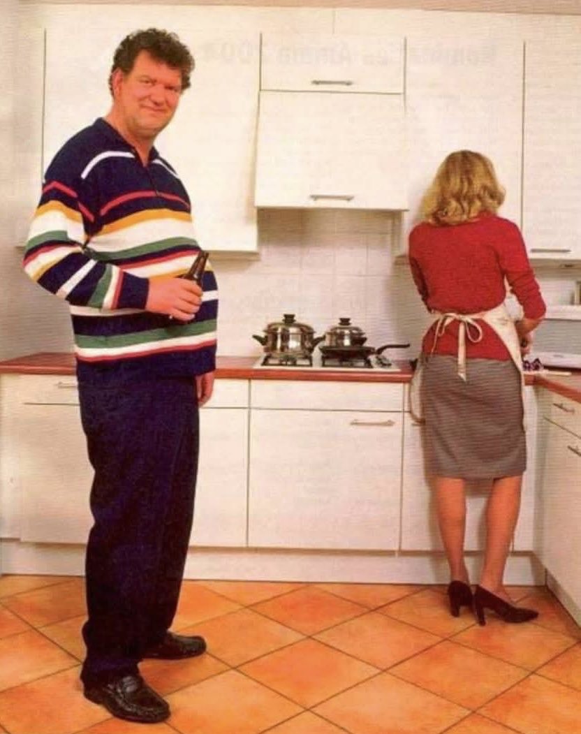passscalll's tweet photo. Mannen staan steeds vaker in de keuken. https://t.co/SRihM4Rw9r