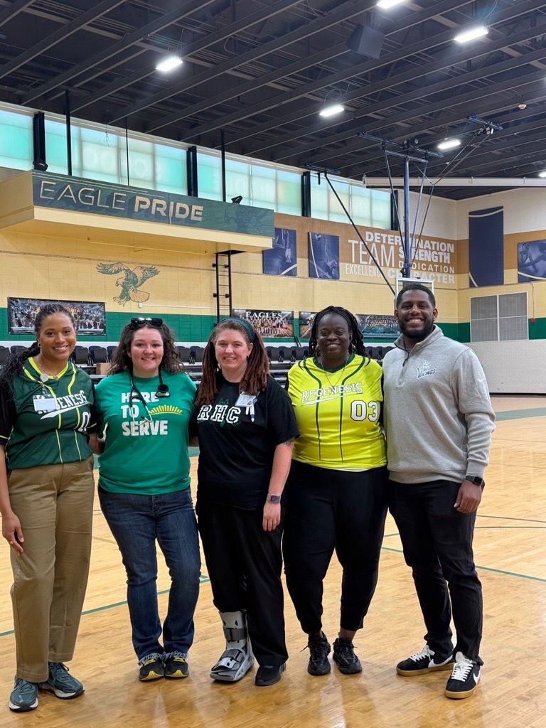 visitrhc's tweet photo. We had a fantastic time with Spartanburg School District 7! 💪

Thank you to Carver Middle School, McCracken Middle School and Spartanburg High School for partnering with us to ensure student-athletes are prepared for a safe and successful season. 

On to the next stop! 💚 https://t.co/3Gtuu2yms7
