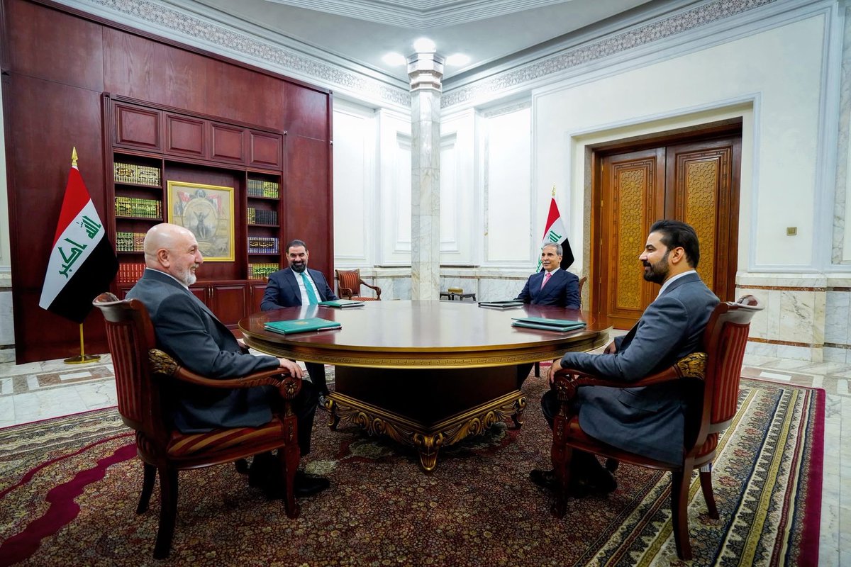 zoomnewskrd's tweet photo. Iraq’s three presidencies held a meeting to discuss developments in Iraq and the region, reviewing the latest political, security, and economic developments, and stressing the need to complete the ministerial cabinet as soon as possible to enhance government performance and strengthen the implementation of the government program - statement 

"The Presidencies reiterate their commitment to the principle of restricting arms to state control, as it is a fundamental pillar of the rule of law and for solidifying the prestige of the state.” the statement reads.