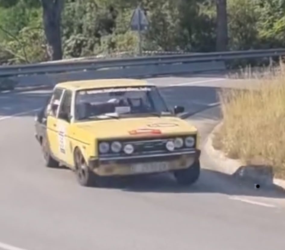 MotoclubManresa's tweet photo. Aquest dissabte a la Pujada a Sant Feliu de Codines, el nostre pilot Josep Maria Marti ha quedat 6e d'scratx de regularitat i 2on del seu grup PRE-85. #fca #pujadaasantfeliudecodines
📷 Manel Barea https://t.co/fHLAPLuFY9