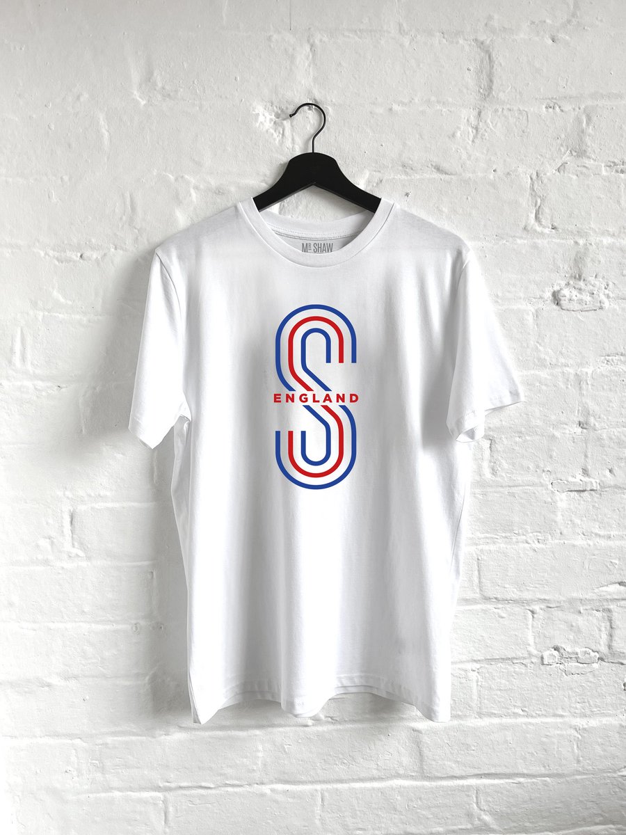 MrShaw75's tweet photo. Back after request with have the S Icon England badge t-shirt in our original classy left chest position and the added large S Icon for a more in your face proud and retro look. 

https://t.co/msc7NuPC2O

#englandtees #england #footballfans #menscasualwear https://t.co/j2OnRg5azo
