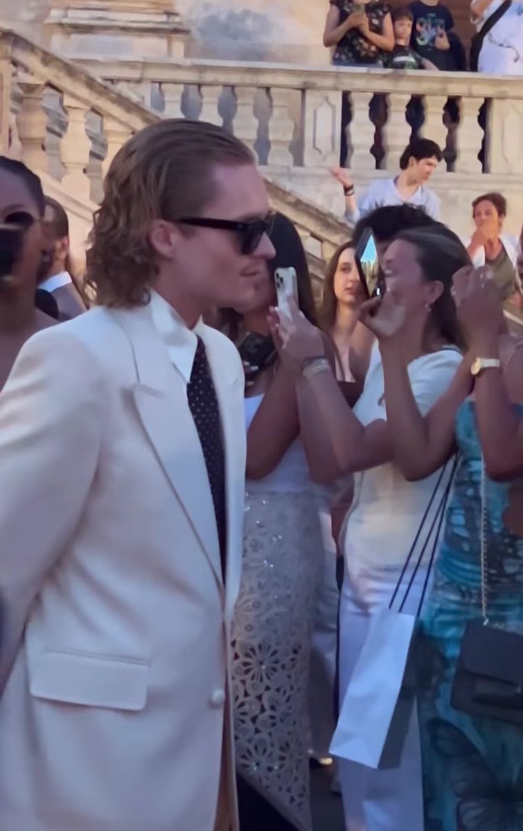 tom glynn-carney files tweet media