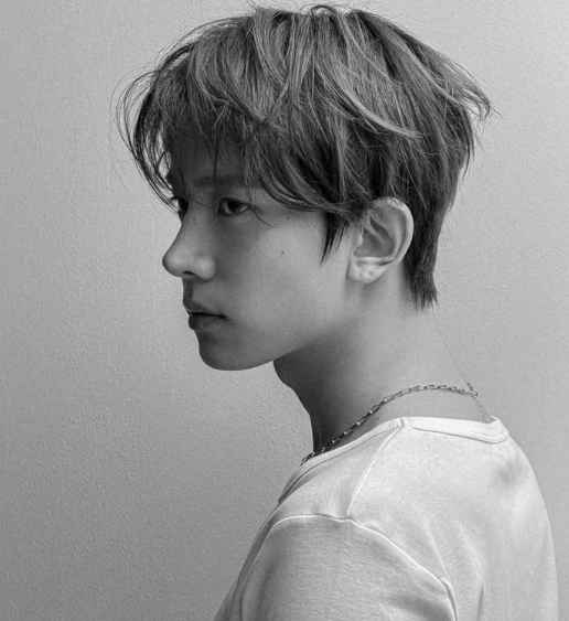 AboutMusicYT's tweet photo. Evan, also known as Heeseung, announces his solo debut, Ride or Die, out June 22nd. https://t.co/zrEHkJcLpN