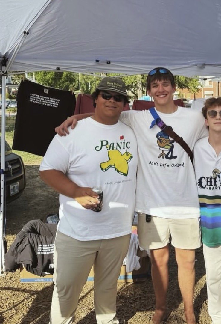jimcrowee1's tweet photo. Saw this kid at a phish concert. He said he went because he thought it meant there was seafood. #jam #wow https://t.co/L5PyrRn20I
