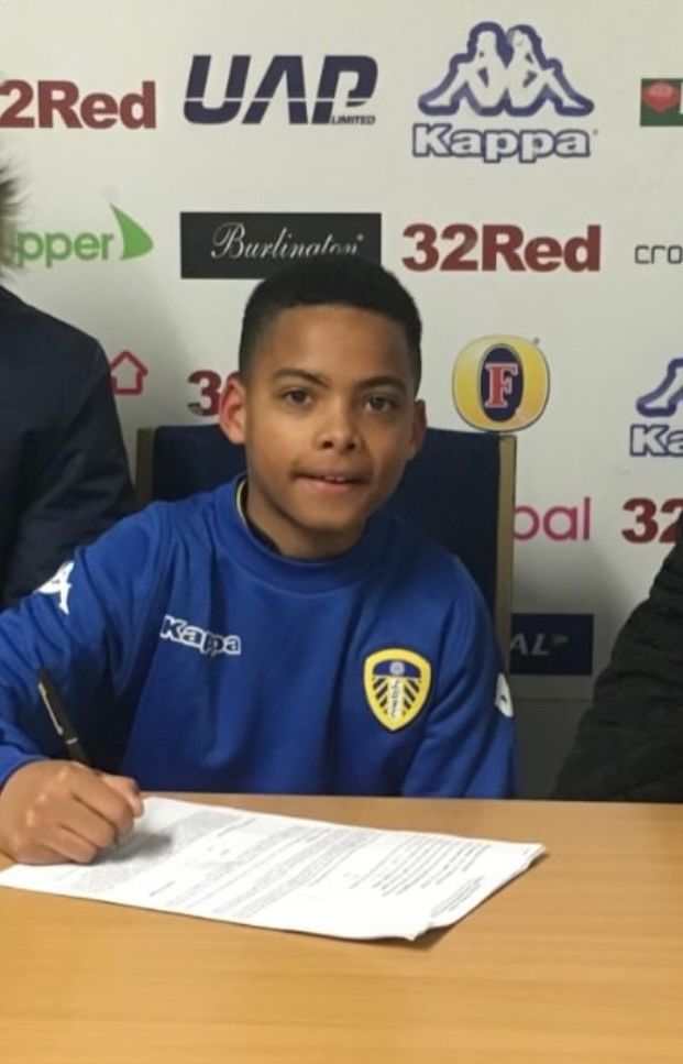 leedsutdacademy's tweet photo. 𝐖𝐇𝐀𝐓 𝐀 𝐉𝐎𝐔𝐑𝐍𝐄𝐘! 🤍

All the best for the future, @marley_wilson05! 🤍

#LUFCYouth | #LUFC https://t.co/sJn018RRzw