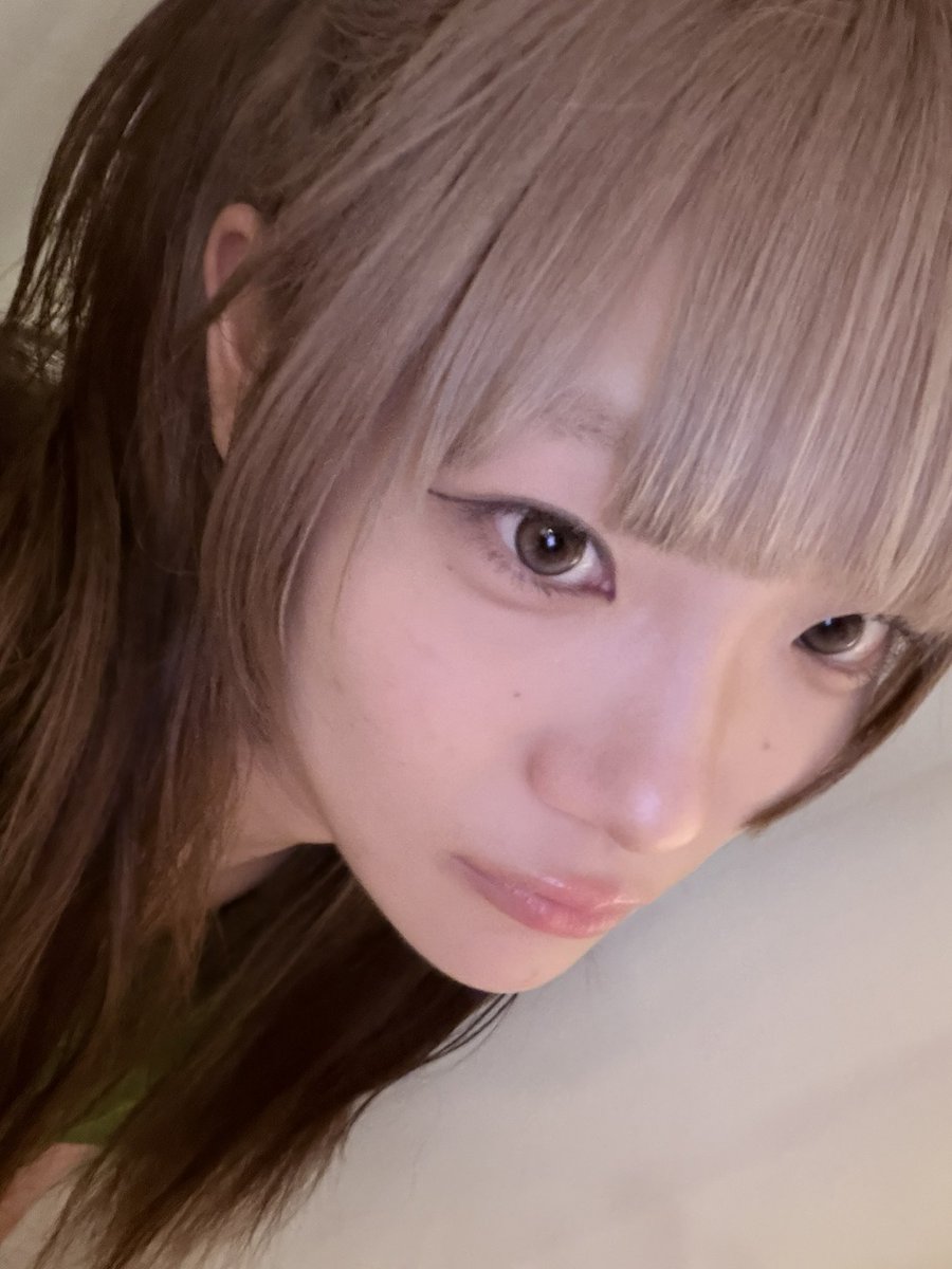 RUNRUU_LiVS's tweet photo. おはよん できた https://t.co/bq9QtzN9ho