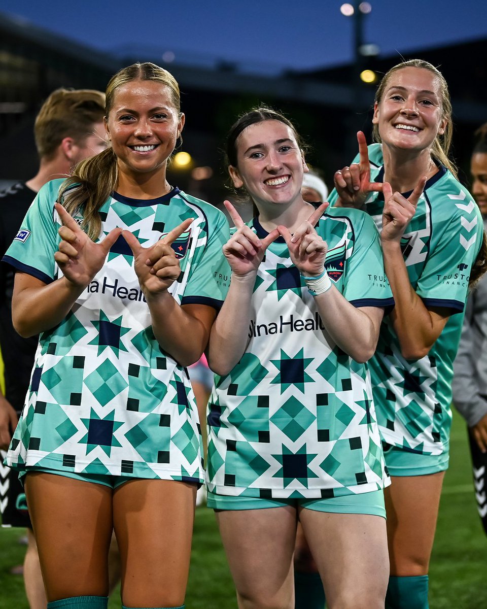 USLWLeague's tweet photo. Wednesday is for the 𝐖 💜 https://t.co/PH0QdyAyWI