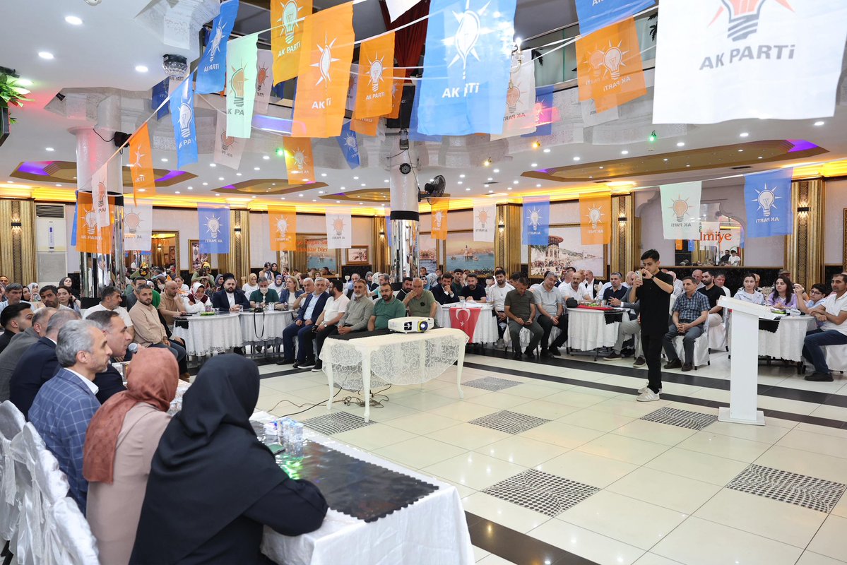 avadursun's tweet photo. İl Yönetim Kurulu Üyemiz Av. Ahmet Keserci ve İlçe Başkanımız İmdat Kamacı ile birlikte AK Parti Sultançiftliği Mahalle Danışma Meclisi Toplantımızı gerçekleştirdik.

Mahallemize dair çalışmalarımızı, hedeflerimizi ve vatandaşlarımızın taleplerini istişare ettik. Birlik ve beraberlik içerisinde Sultangazi’miz için çalışmaya devam ediyoruz.

@ahmet_keserci @ImdatKamac