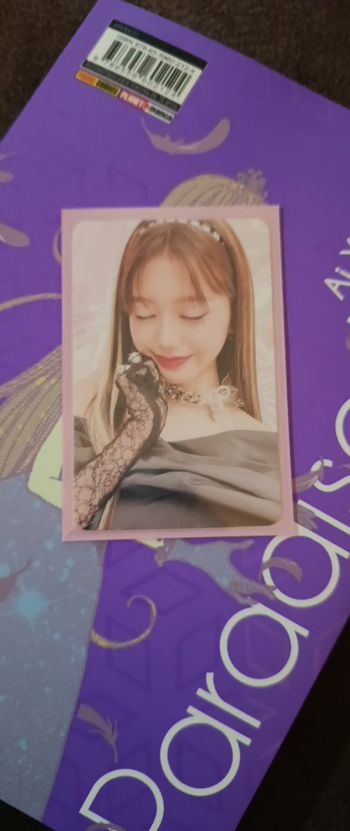 foreverrnini's tweet photo. Feedback positivo pra @@liladawony pela venda desse photocard lindíssimo da wony!!! Minha coleção está começando graças a vc!! Fui super bem tratada, o pc chegou direitinho e ainda ganhei brindes bem lindinhos. Muito obrigada amg!!! https://t.co/NgKYmlQs3x