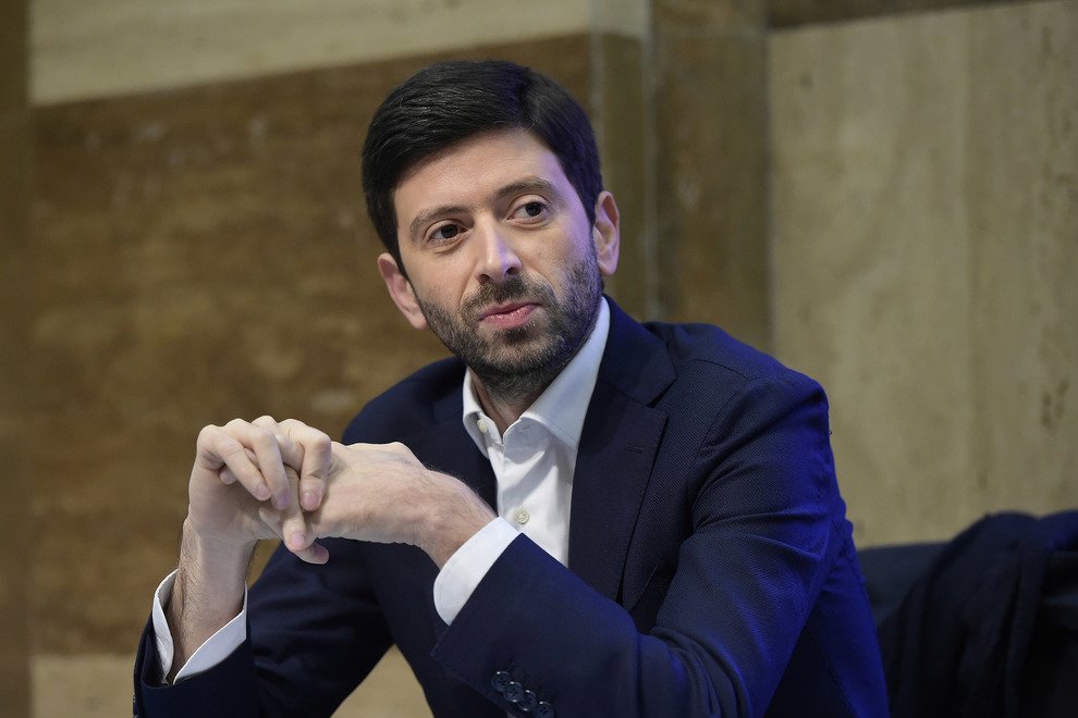 digiacomodonato's tweet photo. Questo Paese ha avuto la fortuna di avere come Ministro della Salute, Roberto Speranza 

https://t.co/Kl99vf0q0G https://t.co/28vakqewNk
