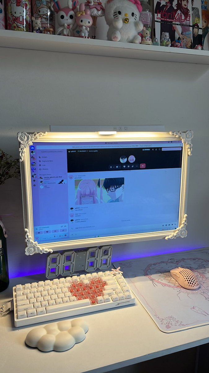 gigi tweet media