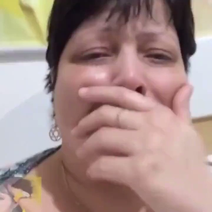 eusousato's tweet photo. indo gastar todo meu dinheiro no aniversário da thatiane https://t.co/Gc8vWDrtia