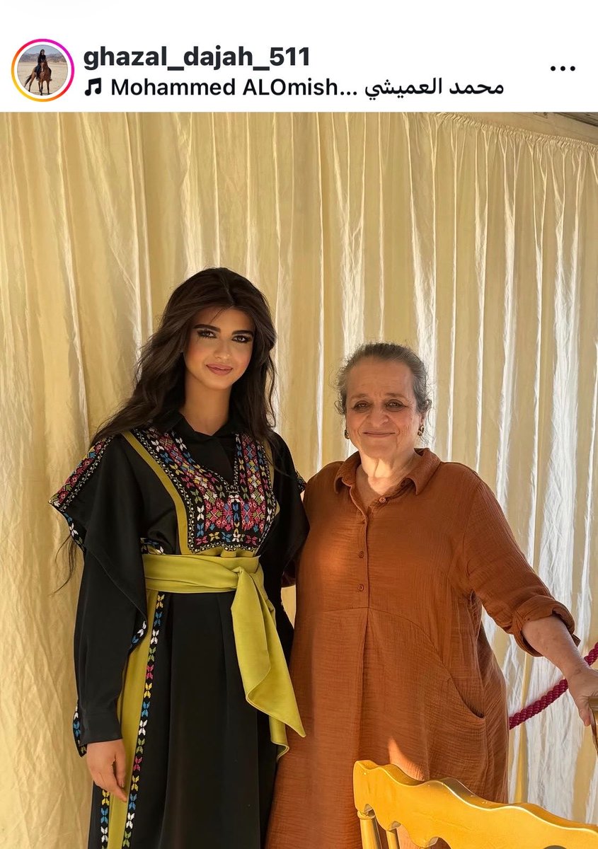 kadooj_25's tweet photo. احدى المفارقات العجيبة :

بنت البلقاء المنجزة الناجحة الكريمة بنت الاكارم "غزل الدعجة "صاحبة التقدم في مجال الخيل والدراسة والإعلام 
غفلت عنها العيون وعميت عنها قلوب التوطين 
فاختاروا بنت  "لفتا القدس"
لتمثل وتشرح عن تاريخ الاردن ؟

وكأن أهل القدس يعلمون أكثر من أهل قبائل عمان عن تاريخ الأردن ؟ 

أليس قد قيل في المثل ؟ 
أهل مكة أدرى بشعابها ! 

أم أن الأردن أضحت بلا أهل ولا عشيرة ؟ .
