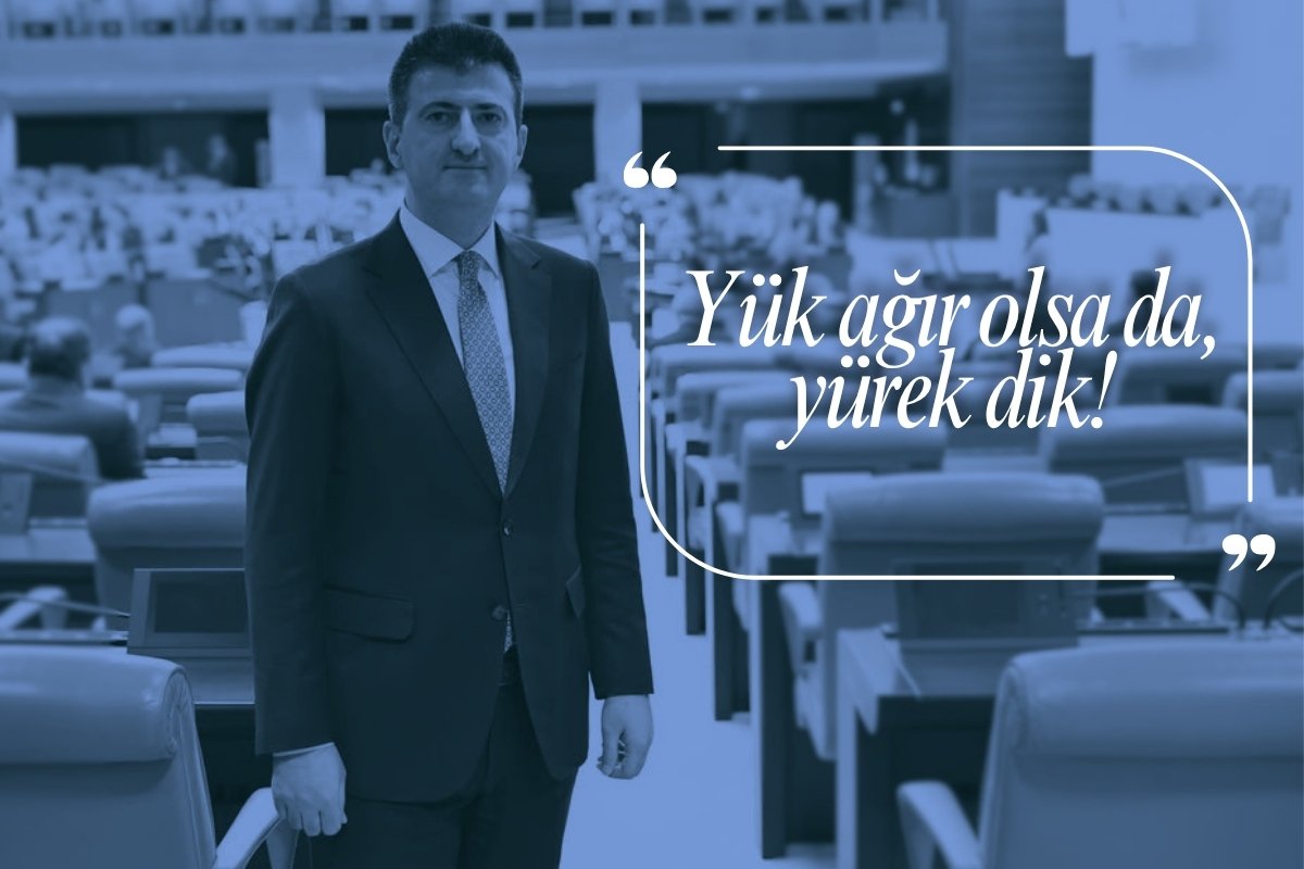 nocontextcelebi's tweet photo. @celebimehmeta Yük ağır olsa da yürek dik! 🇹🇷
@celebimehmeta https://t.co/4IwbAnwuFi