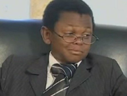 Kizzlin_'s tweet photo. @NigeriaStories He will tell if they're paying me salary 
Like they're paying him

If he can't do his job well
Let him quite please 

Instead of me to die make Nigeria better 
Lemme stay alive make Nigeria the spoil https://t.co/iuYKsIwSNJ
