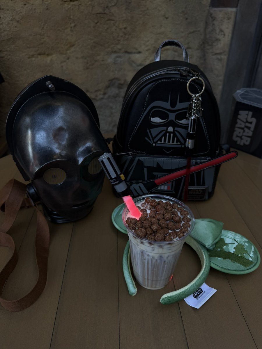 emoxbitchh's tweet photo. i love gym!! I love star wars!! I love being a nerd!! https://t.co/5sTVYD0UD4