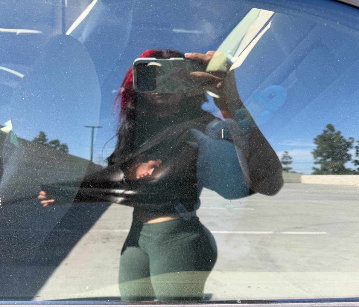 emoxbitchh's tweet photo. i love gym!! I love star wars!! I love being a nerd!! https://t.co/5sTVYD0UD4