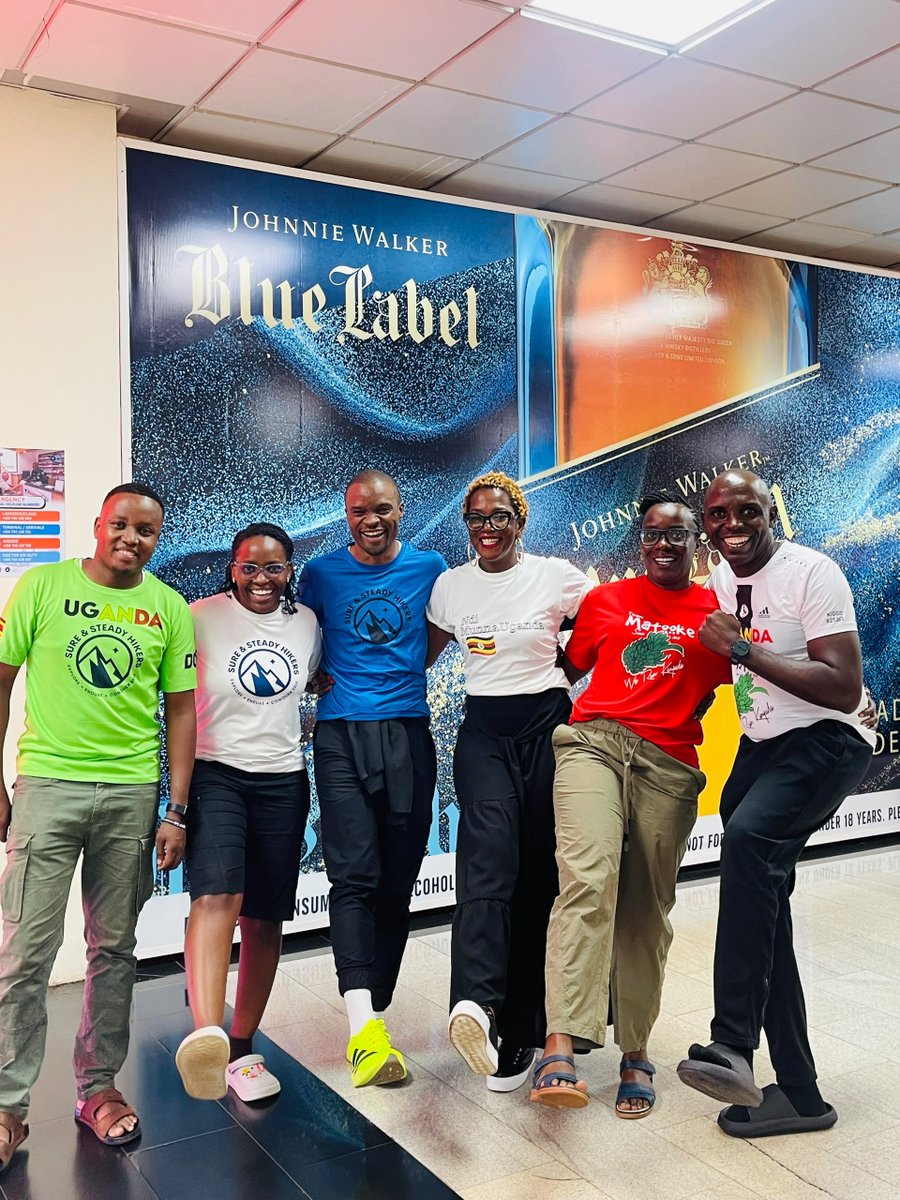 surehikers2022's tweet photo. They climb mountains for fun.
Now they're taking on 90km of pure human spirit.
Uganda's finest โ bound for the Comrades Marathon. ๐๏ธโก๏ธ๐ฃ๏ธ๐บ๐ฌ
#TheUltimateHumanRace #ComradesMarathon https://t.co/p0dO0gyRjT