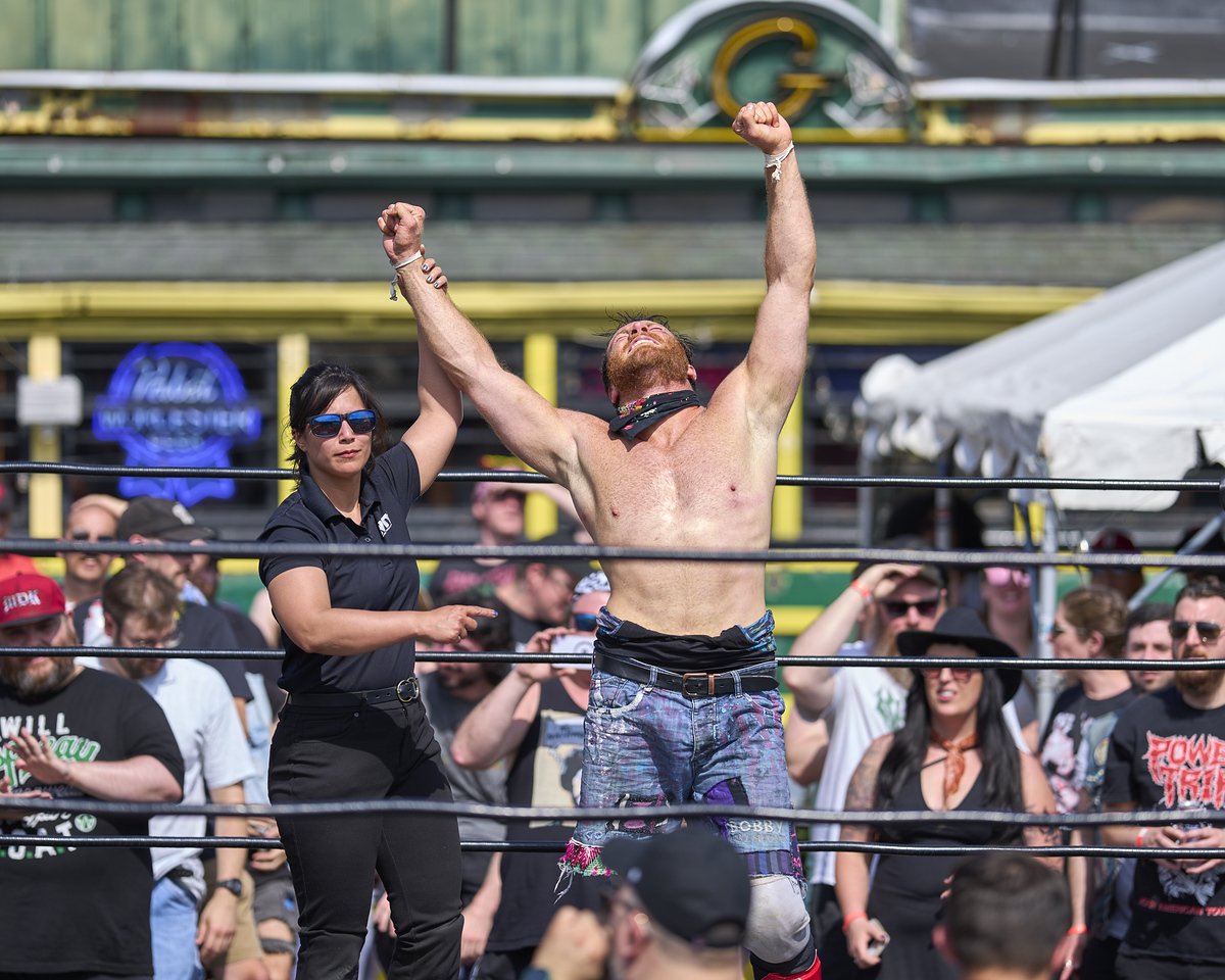 beyondwrestling's tweet photo. "RRD Pain Olympics" on Saturday afternoon, 6/20 at @RalphsDiner in Worcester!

-@SLADEISALIVE/#UltramantisBlack
-@TheBobbyOrlando/@JermaineMarbury
-@BobbyCasale/@eyeblackjackp

Plus:
-@CharlesMas0n
-@RickeyShanePage
-@AllieKATCH
-@cpawrestles
-@HotDogStarkes

This is a 21+ event. https://t.co/bJyCq2ndDH