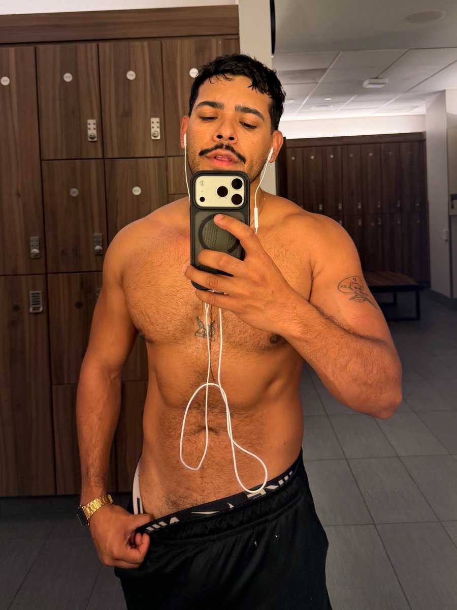 NickrHerrera's tweet photo. I’m alive… 😮‍💨🥵 https://t.co/ewwNyBENWs
