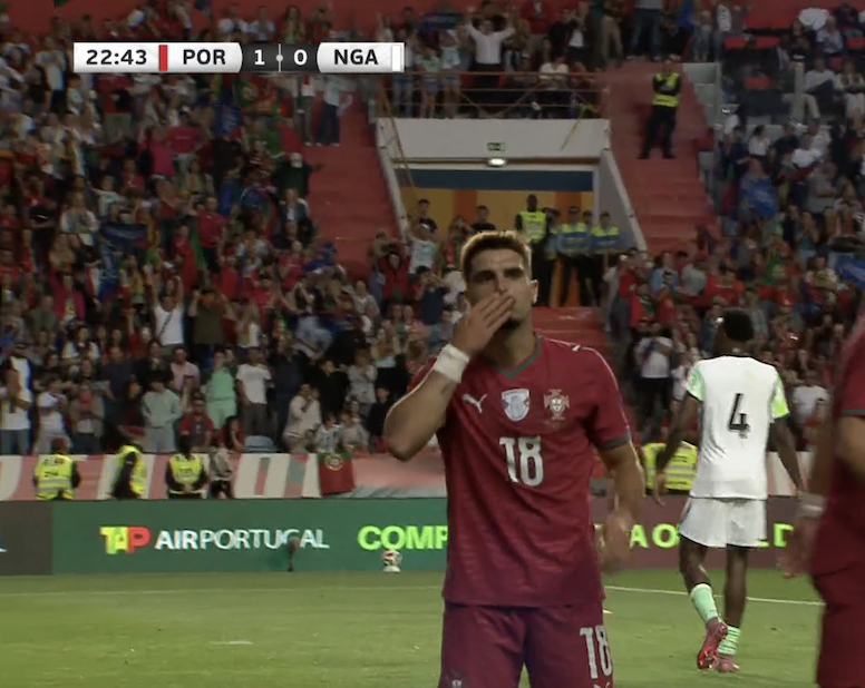 TouchlineX's tweet photo. 1-0 Portugal.

GOOOOOOOOOOOAAAAAAAAAAAAALLLLLLL PEDRO NETO !!!!!!!!!!!!!!!!!!!!!!!!!!! THE CHELSEA STAR SCORES !!!!!!!!!!!!!!!!!!!!!!!!!!!!!!!!!!!!!! PEDRO NETO WITH A BEAUTIFUL GOAL !!!!!!!!!!!!!!!!!!!!!!!!!!!!!!!!!!!! 🇵🇹💫 https://t.co/C39XwWRzfh