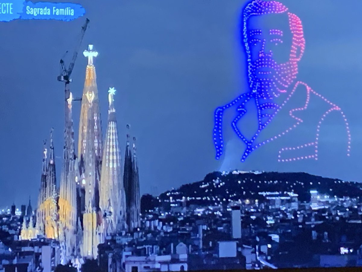 Consollliure's tweet photo. Bendecido.. Un millón de turistas más para Barcelona https://t.co/xzAcvsQIOy