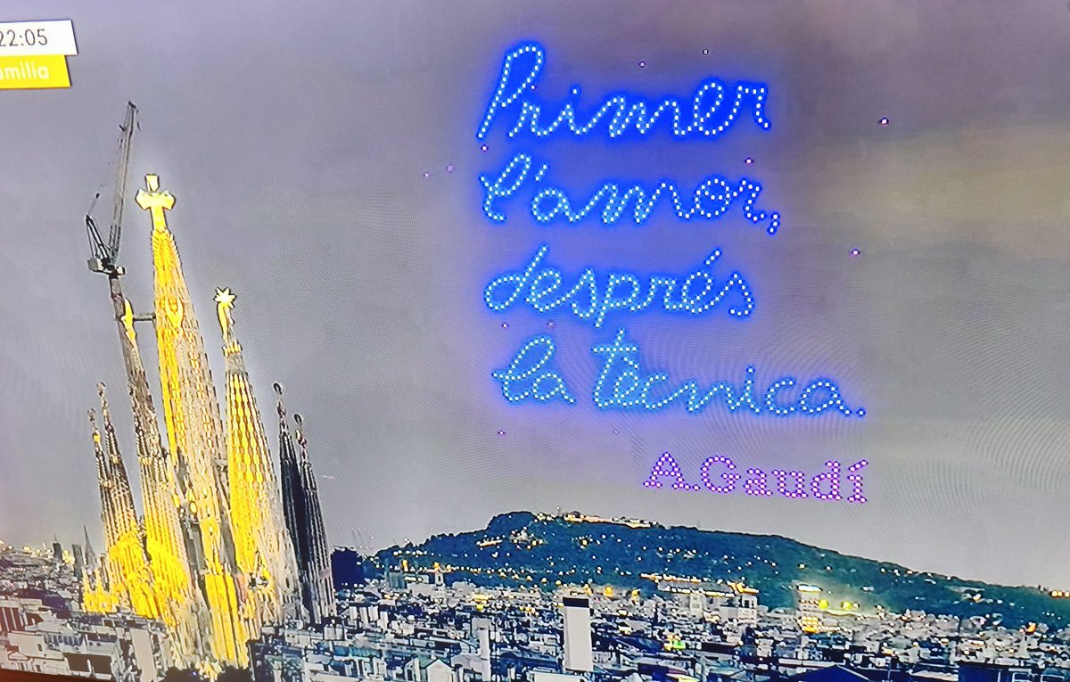 MarNostruMed's tweet photo. @cdelamor_ @sagradafamilia Siempre Barcelona, siempre Gaudí. https://t.co/GUQUCBreU9