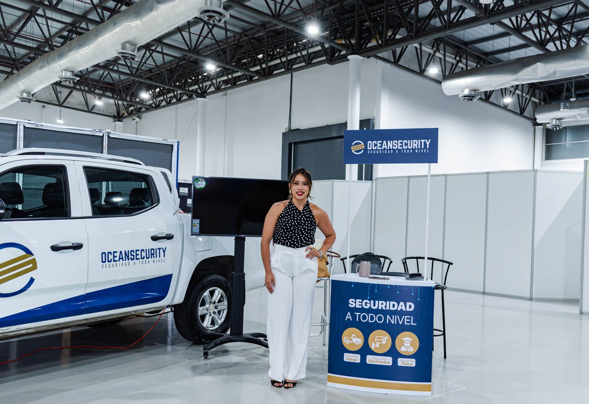PrologitecEC's tweet photo. LA INNOVACIÓN Y EL DESARROLLO SE CONSTRUYEN CON LOS MEJORES ALIADOS 🤝

Queremos agradecer la destacada participación de OCEANSECURITY en ProLogiTEC-X 2026 SUMMIT &amp; EXPO
27-28 MAYO
Gracias por sumar valor estratégico con SEGURIDAD A TODO NIVEL https://t.co/1rL7O7RAjh
