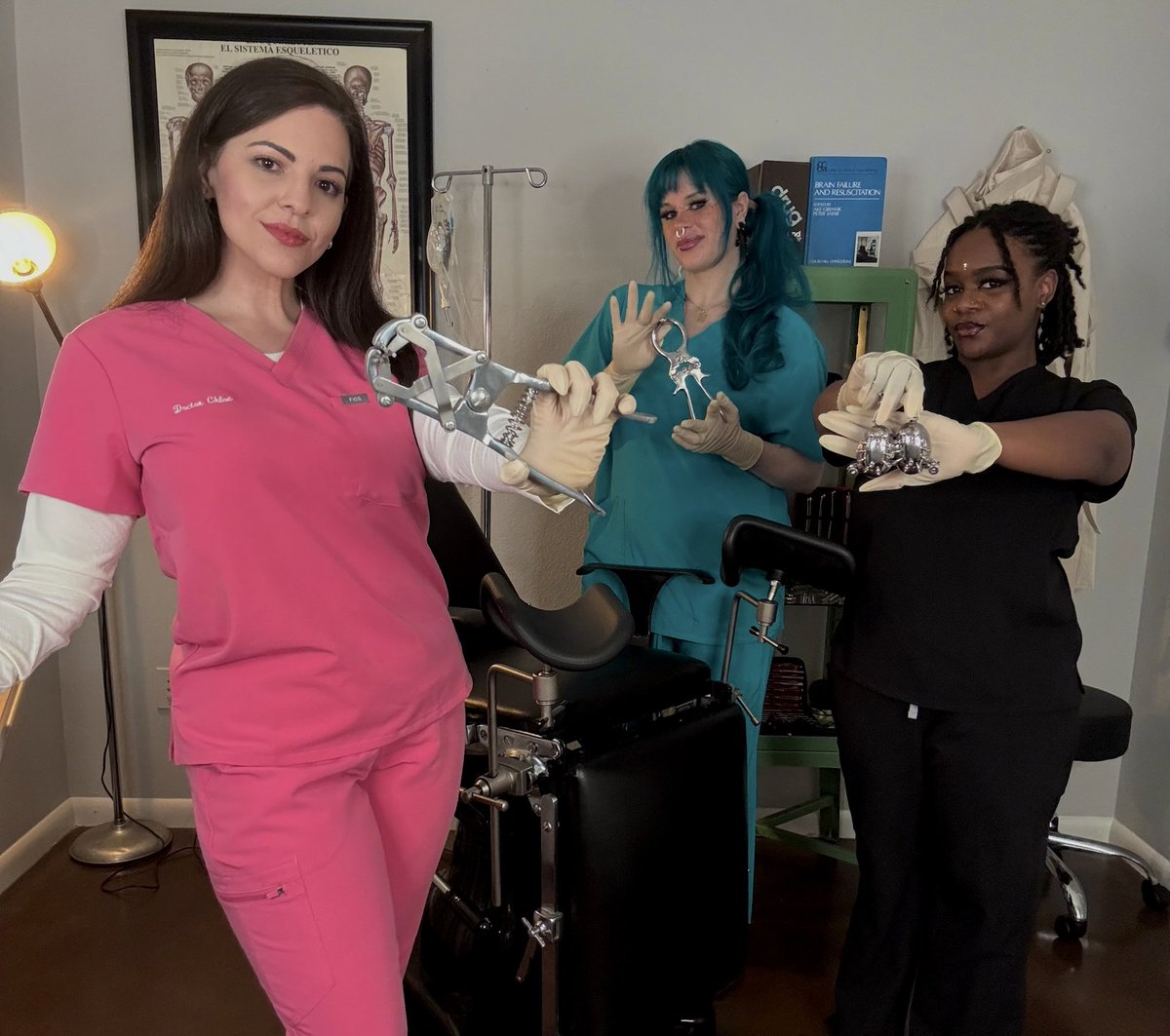Sent2Daddy's tweet photo. this won’t hurt too badly… ⚕️🏥💊@SatinTheeFinDOM @TheChloeManson https://t.co/VJQrKDFGd1