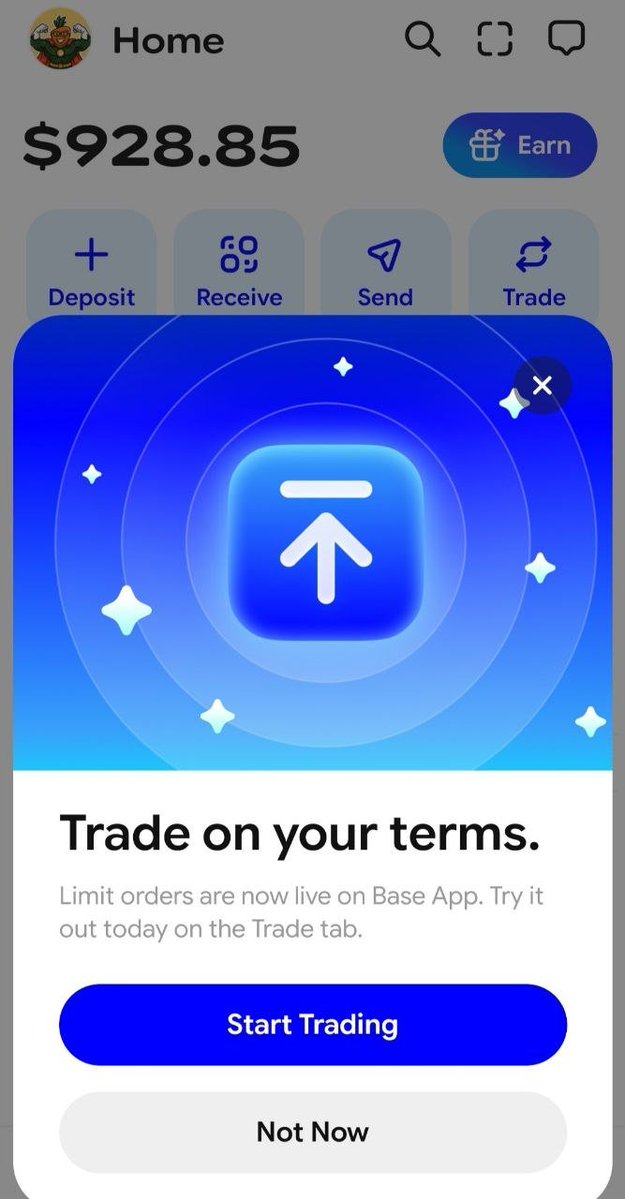 PastanagaCrypto's tweet photo. Este cambio en la @baseapp era más que necesario.

Hasta ahora solo podíamos comprar o vender al precio de mercado, pero desde ayer ya permiten utilizar órdenes limit, con las que podemos fijar el precio exacto al que queremos operar.

Por ejemplo, si creemos que $ETH podría caer hasta los $900 y queremos comprar a ese precio, podemos dejar una orden y olvidarnos de estar pendientes de la gráfica.

Puede parecer una función básica, pero era una de las características que más le faltaban a una aplicación todo en uno como la BaseApp.