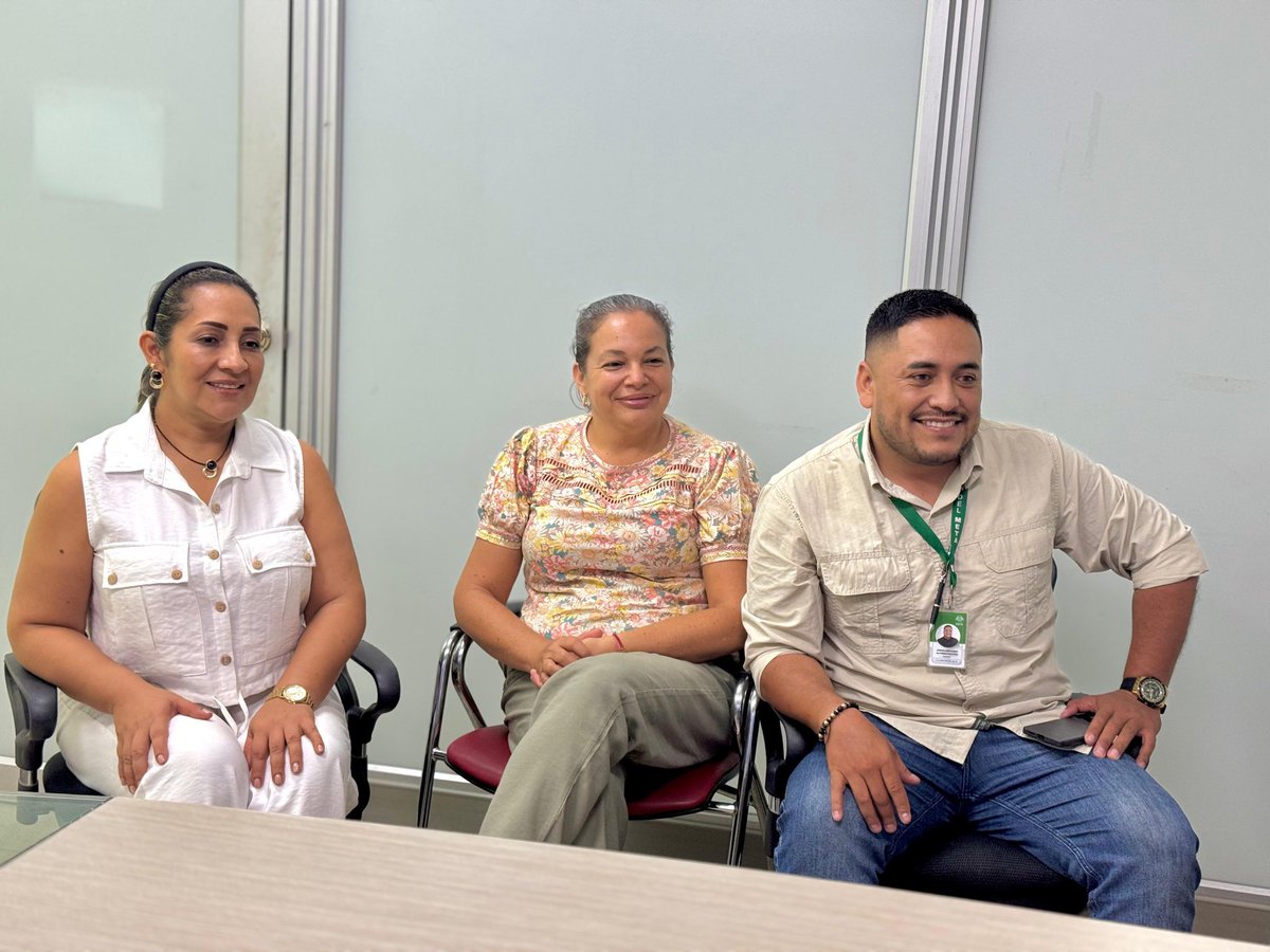 GobMeta's tweet photo. Escuchar y dialogar entre todos, es fundamental para fortalecer la educación. Junto a la Alcaldía de Cabuyaro y la comunidad educativa, revisamos propuestas sobre cobertura educativa, infraestructura escolar y estrategias para garantizar el acceso y permanencia de los estudiantes https://t.co/r203JOle00
