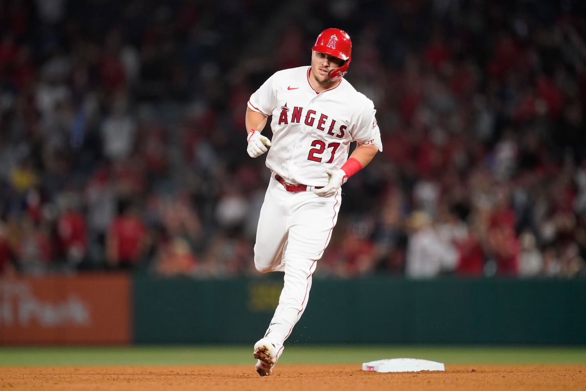 lockdownprops's tweet photo. mlb moneyline play ⚾️

▪️ angels ml (1u)

drop a 💚 if you’re tailing! https://t.co/tTFiQNU0nO