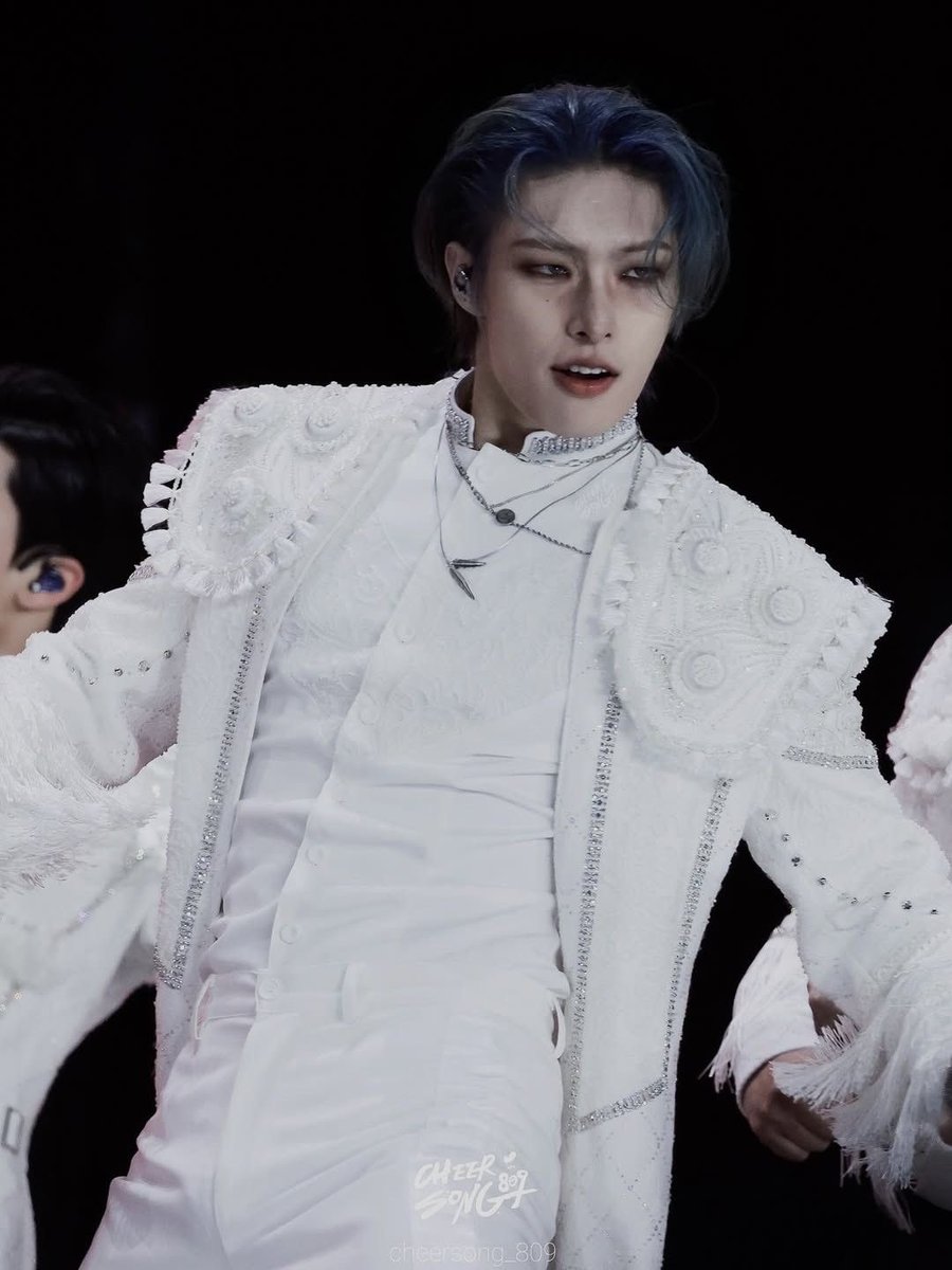 yungisholic's tweet photo. the cold duke https://t.co/g9Zse6QXI7