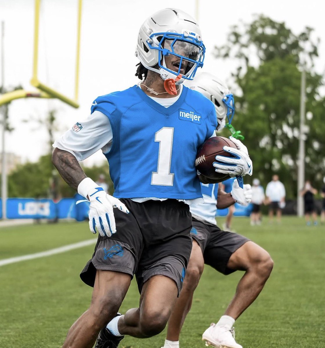 the_det_times's tweet photo. Jamo All-Pro season LOADING…

(📷 @Lions) https://t.co/3lDdjpHTbC