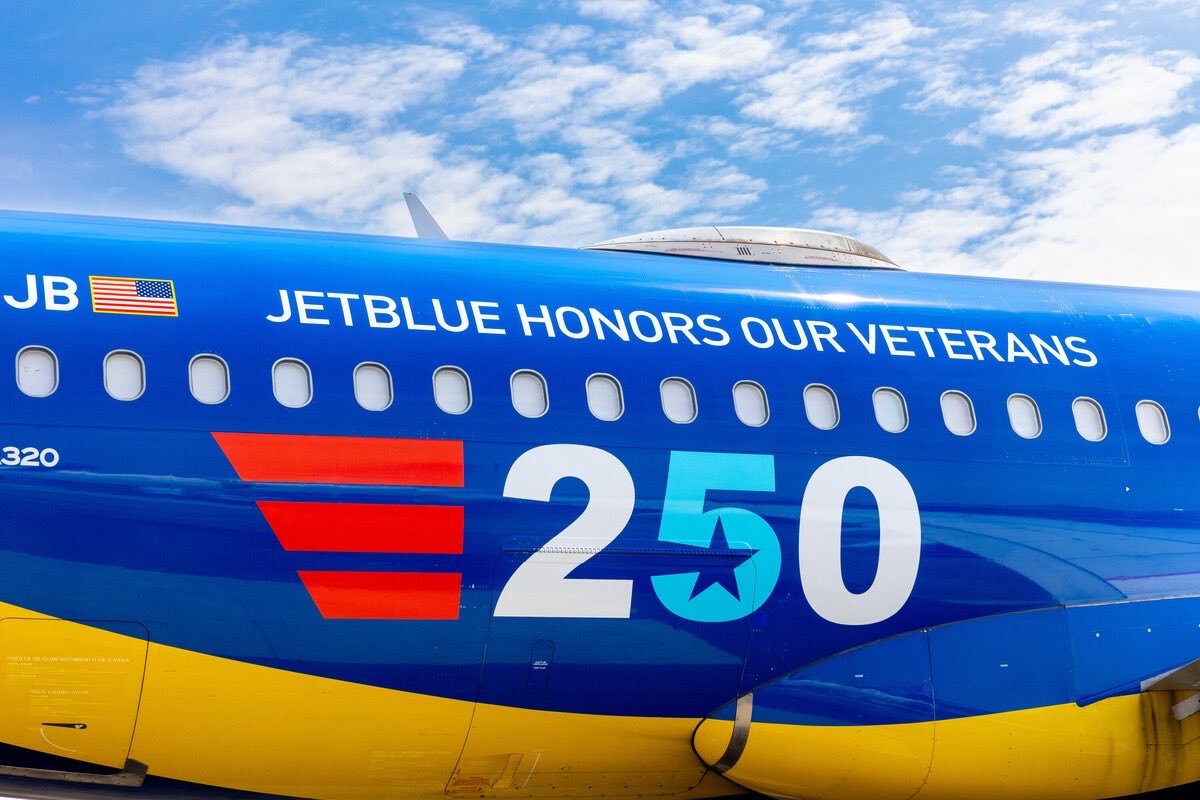 xJonNYC's tweet photo. JetBlue https://t.co/5GNJuNsV3H