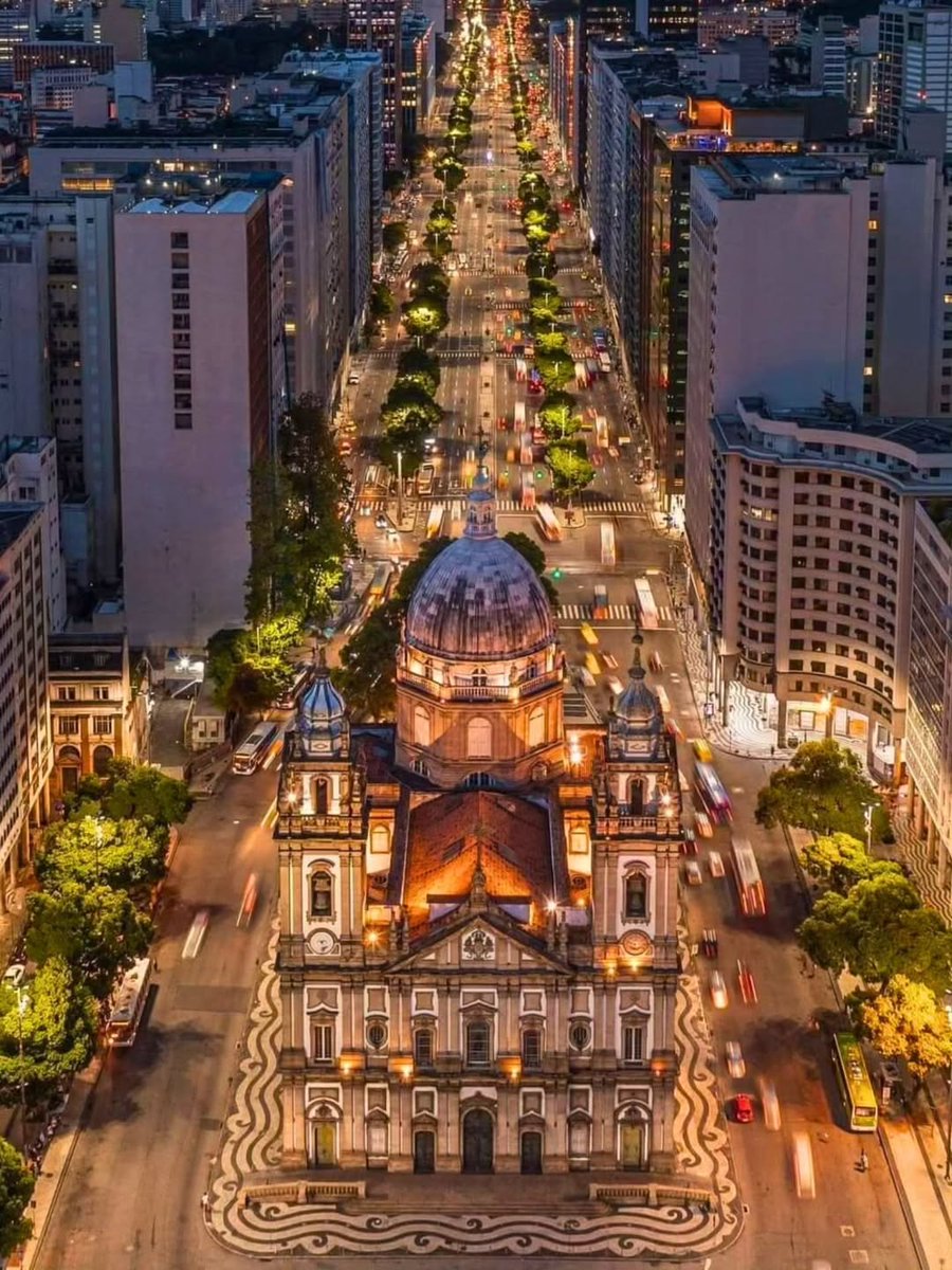 Travelvirtuall's tweet photo. Igreja da Candelária, Centro - RJ 🇧🇷 https://t.co/hajcBHz7xg