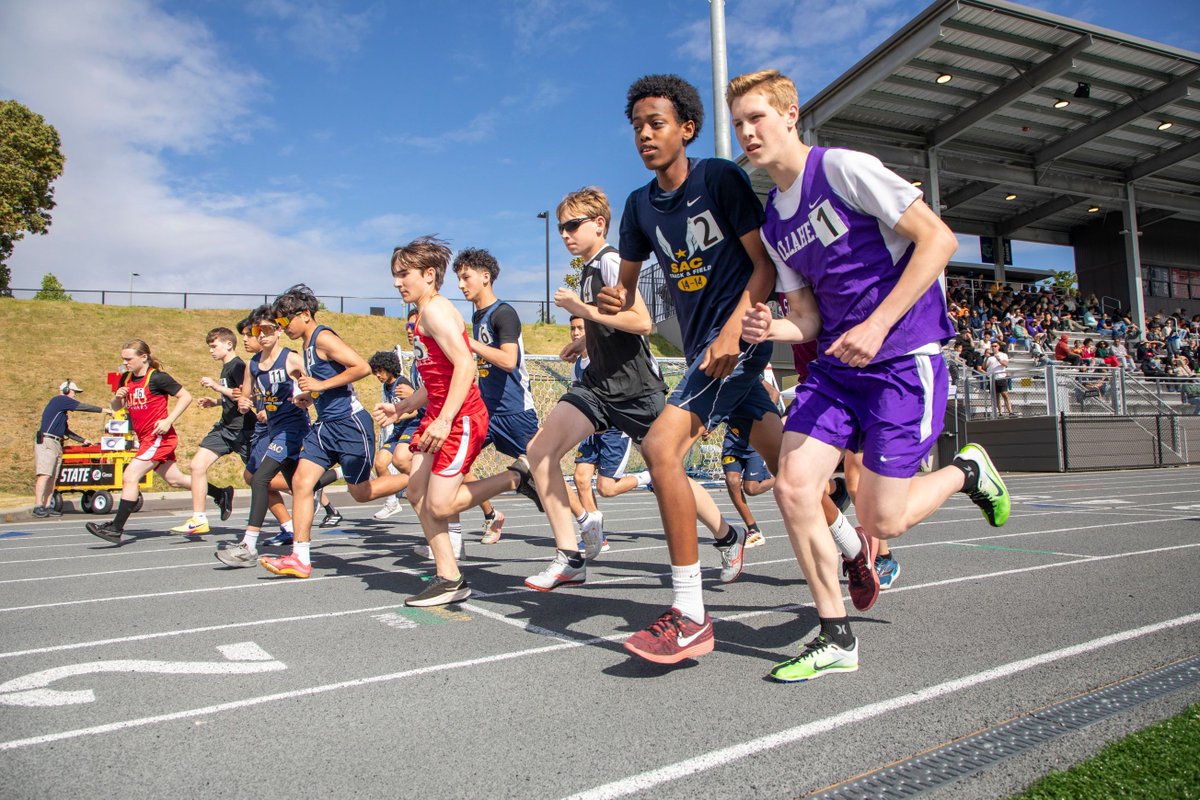 FWPS210's tweet photo. Scholars from all FWPS middle schools came together at Federal Way Memorial Field for an exciting end of year track &amp; field meet, showing off incredible talent in the high jump, long jump, and a multiple track races. Thank you to our coaches and supportive fans!
#FWPSAthletics https://t.co/PRafPQ0Lia