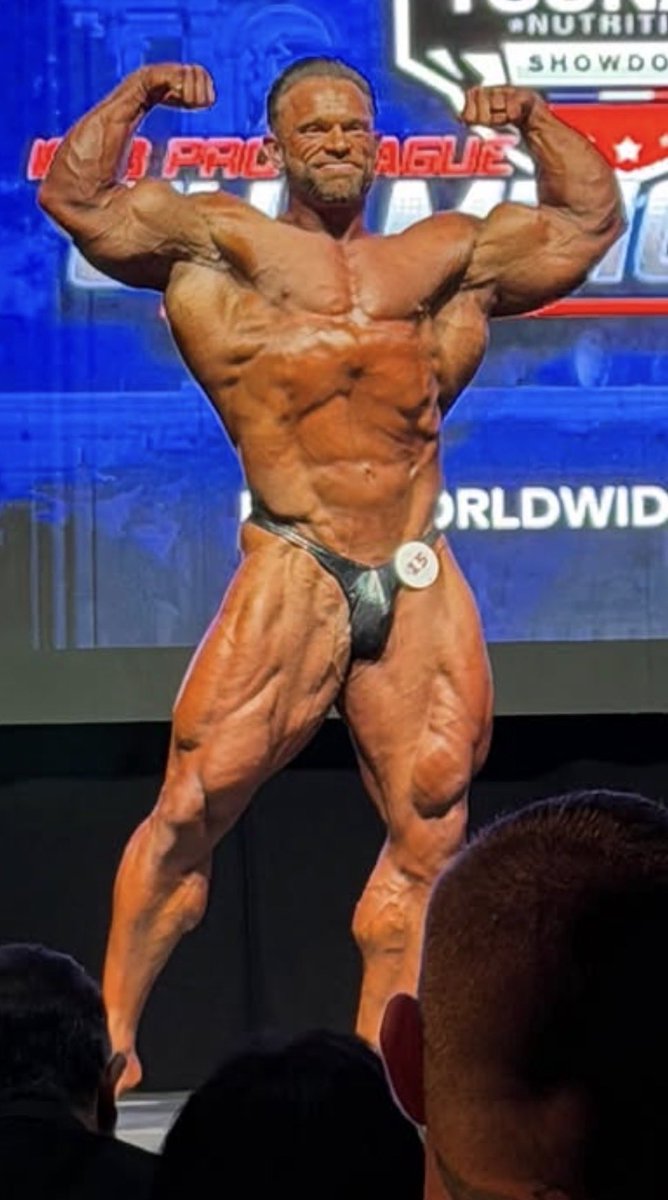 BBSchizo777's tweet photo. Andy Scott update, wanna like this guy but he reminds me of Joey Swoll https://t.co/AqUgWzvmA9