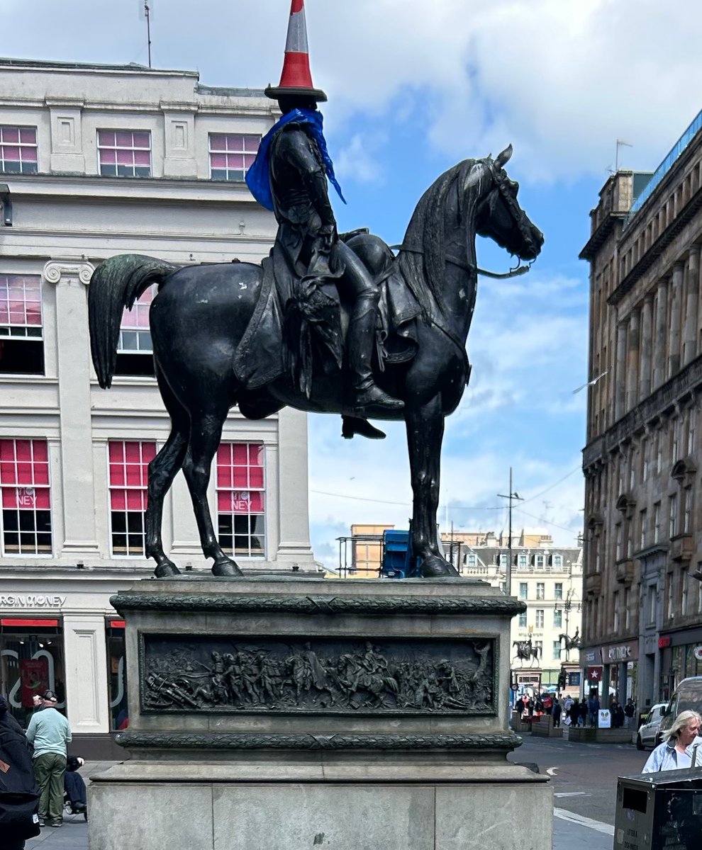 IfUCCait's tweet photo. Dear fellow Americans

If you see Scottish people with a cone on their head throughout this World Cup. Don’t worry, we aren’t strange. We are just representing the national treasure that resides in Glasgow🤣 https://t.co/O6WDTG5AbU