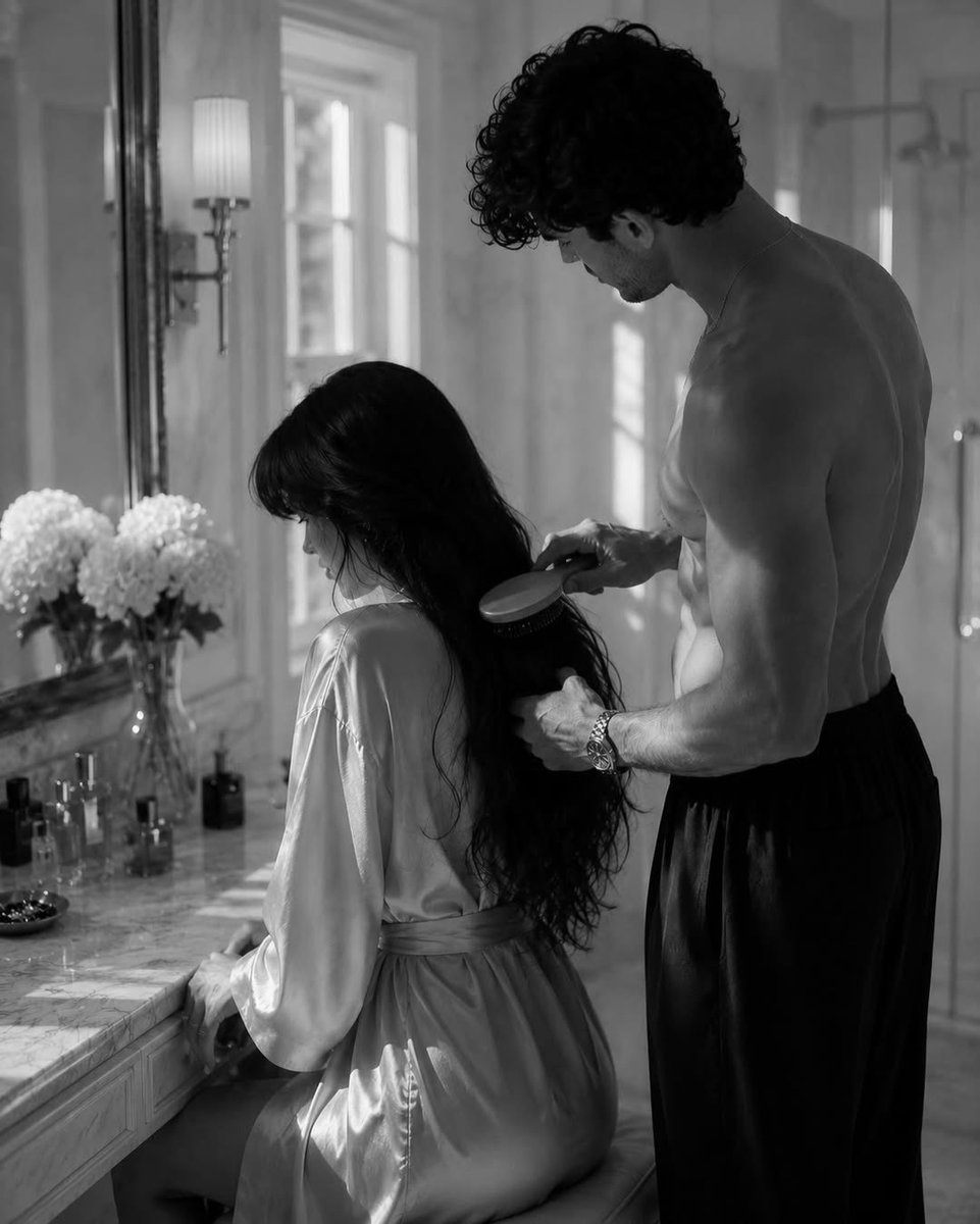 BesosDeEsos's tweet photo. Acciones,
De |Esas|. 🩷 https://t.co/C2KDZarLjI