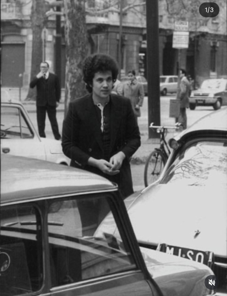 cr_10_68's tweet photo. @TheExtremeMusi1 Lucio Battisti https://t.co/DRFMpabWx2