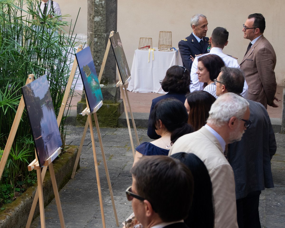 Cancilleria_ve's tweet photo. 📰#Noticia | Consulado General de Venezuela en Nápoles arribó a su 170.° aniversario

La embajadora María Elena Uzzo: "Celebrar 170 años de presencia consular en Nápoles es celebrar la vida misma de dos naciones que se han nutrido mutuamente".

https://t.co/cLhOeKfqvK https://t.co/psj7mNgcrI