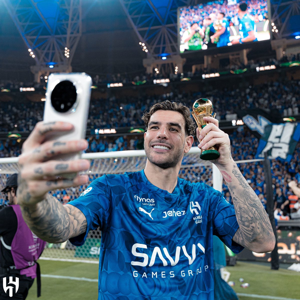 MnbrAlhilal's tweet photo. 🚨🚨🚨🚨🚨🎙️ ثيو هيرنانديز:

"أنا سعيد جدًا ومسرور بوجودي في الهلال."💙 https://t.co/HT5MdoMsde