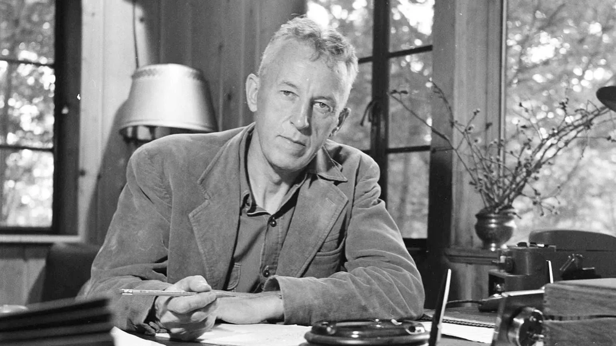 EchoesofWarYT's tweet photo. On this day in 1935, Bill Wilson took his last drink.

He was a Wall Street speculator who'd lost everything to alcohol. Hospitalized four times. Told by his doctor he would die or go permanently insane if he didn't stop.

He couldn't stop.

Then he had what he described as a white light experience in his hospital room and never drank again.

He called a stranger, a fellow alcoholic named Dr. Bob Smith, and they talked for hours.

That conversation is considered the founding of Alcoholics Anonymous.

No headquarters. No dues. No president. Just one drunk talking to another.

There are now over 2 million members in 180 countries.

It started with a phone call on a bad night.