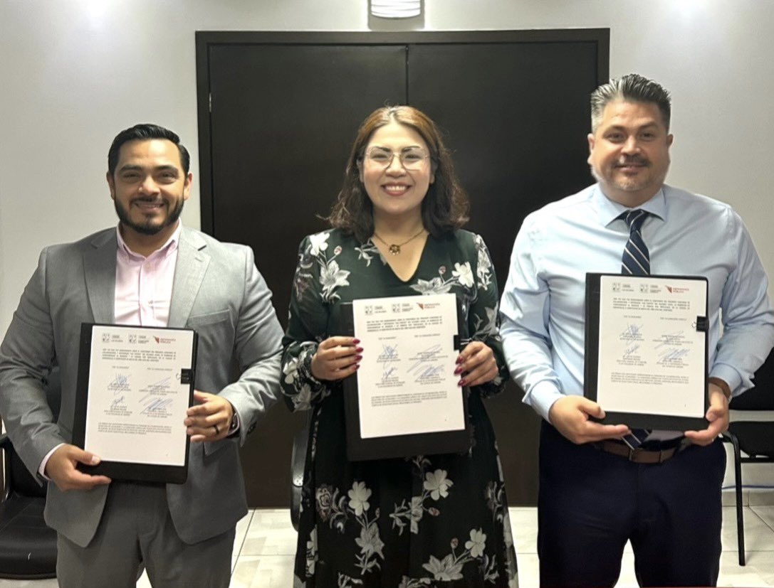 DefensoriaSon's tweet photo. Por encomienda del gobernador @AlfonsoDurazo firmamos un convenio de colaboración con el Instituto Sonorense de las Mujeres para acercar orientación y asesoría jurídica gratuita a más mujeres sonorenses. Gracias a @AlcarazSheila por sumar esfuerzos para quienes más lo necesitan. https://t.co/Ql7yZZvyDT