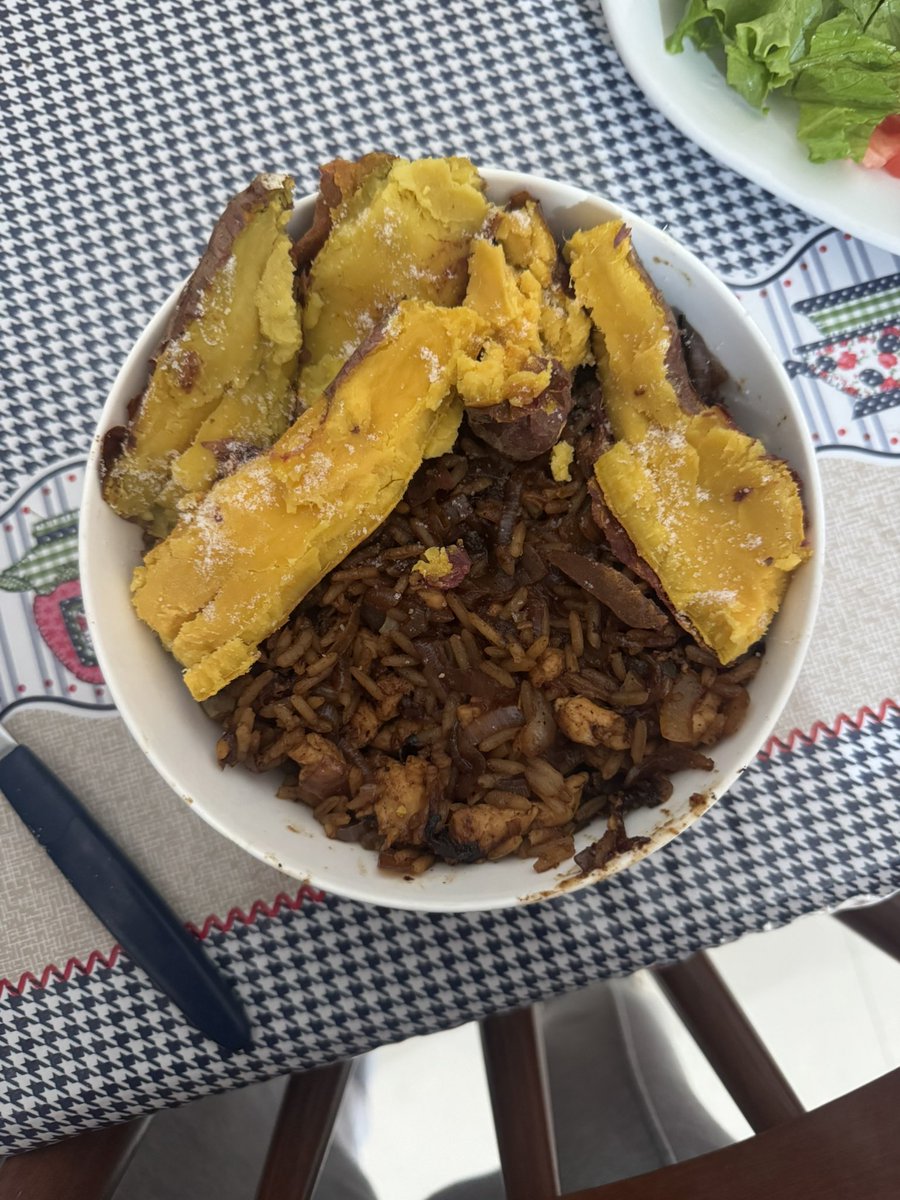 wonterito's tweet photo. dia 31: 2400kcals https://t.co/xJK0hsnD4q