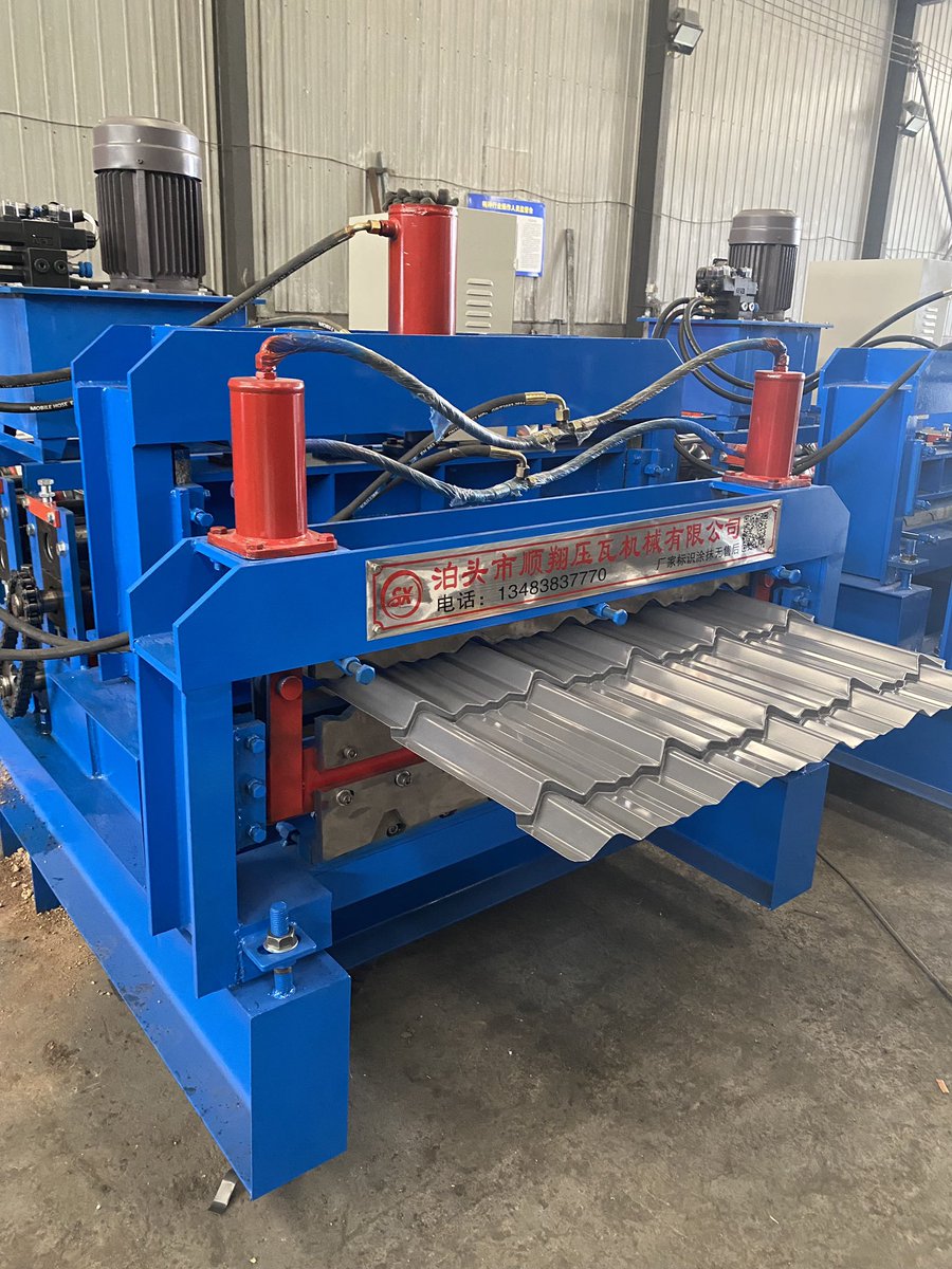 chiyuan_2's tweet photo. Roll forming machines are in production. Exquisite craftsmanship, stable body and precise forming. Strict quality control. Welcome to inquire!
#RollFormingMachine #MetalRoofMachine #ConstructionMachinery #FactoryProduction #RoofingEquipment #fyp https://t.co/9i3G8OzjEZ