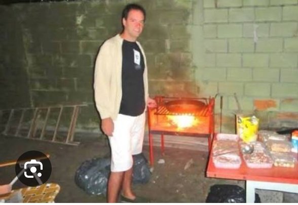 SinforosoX's tweet photo. @clarincom Tenía 500.000 dólares en el colchón mientras no tenía ni parrilla. https://t.co/SUcnyLDsPq