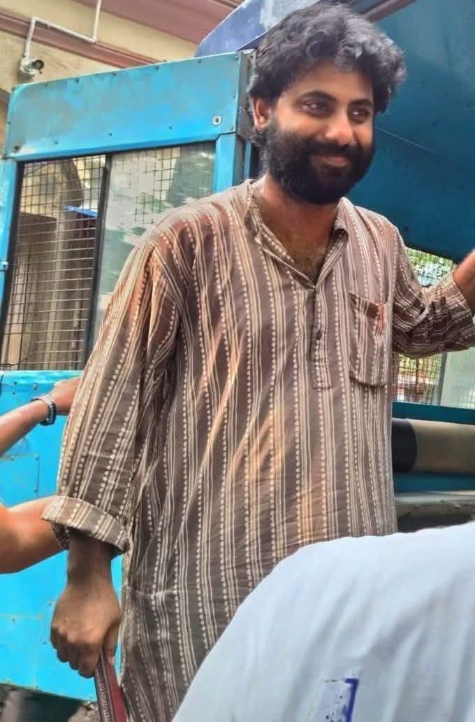 sd_thinks_'s tweet photo. 7th June arrested for protecting poor homes against bulldozer janata party, 8th bail and Rally in support of jadavpur slum dwellers, 10th June travel to Delhi and demand the resignation of Education Min. @SrijanForYou you are the light in this dark market where mp mla s are sold https://t.co/1bZEpjmfHX